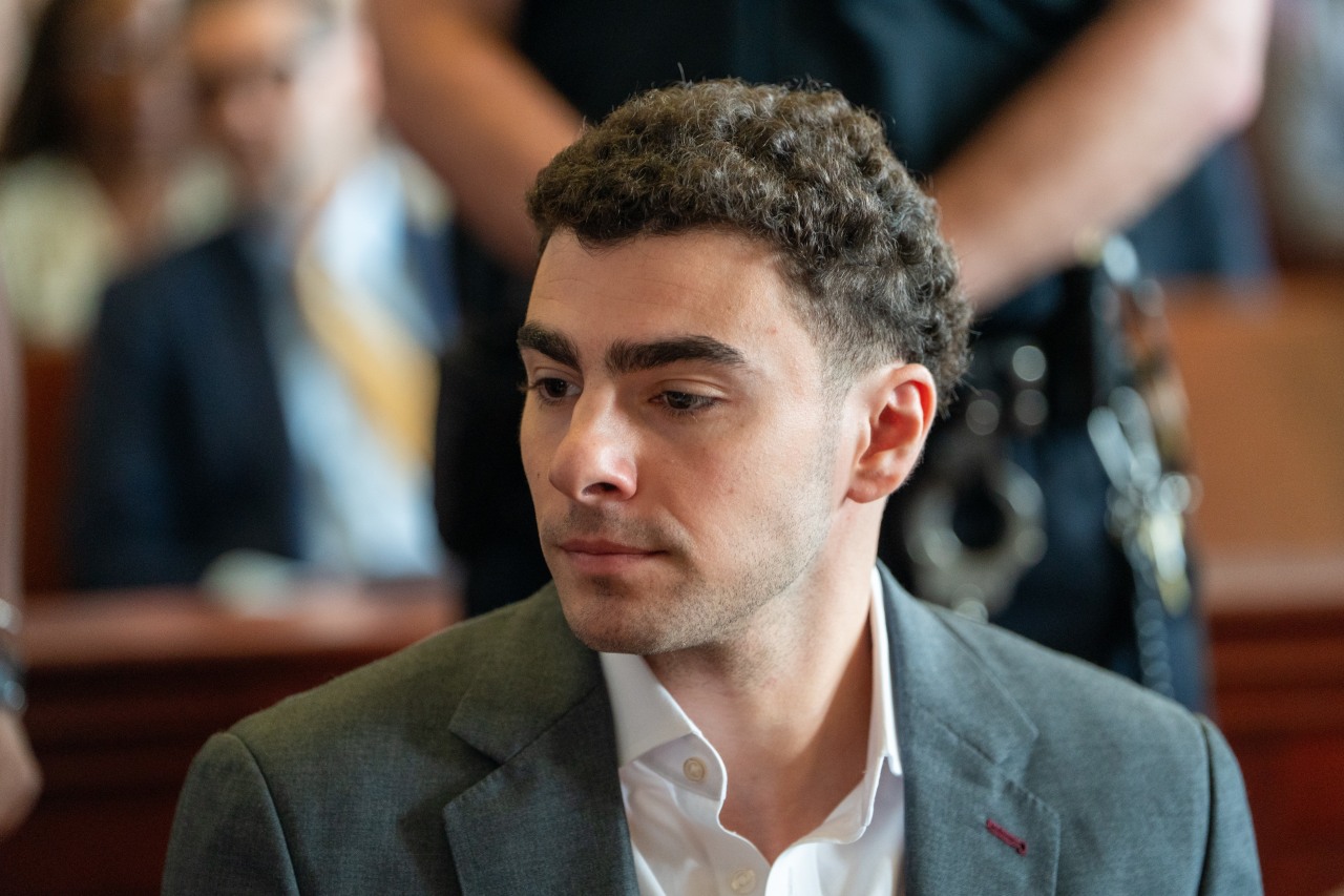 Luigi Mangione's state murder trial delayed after guilty plea in federal court
