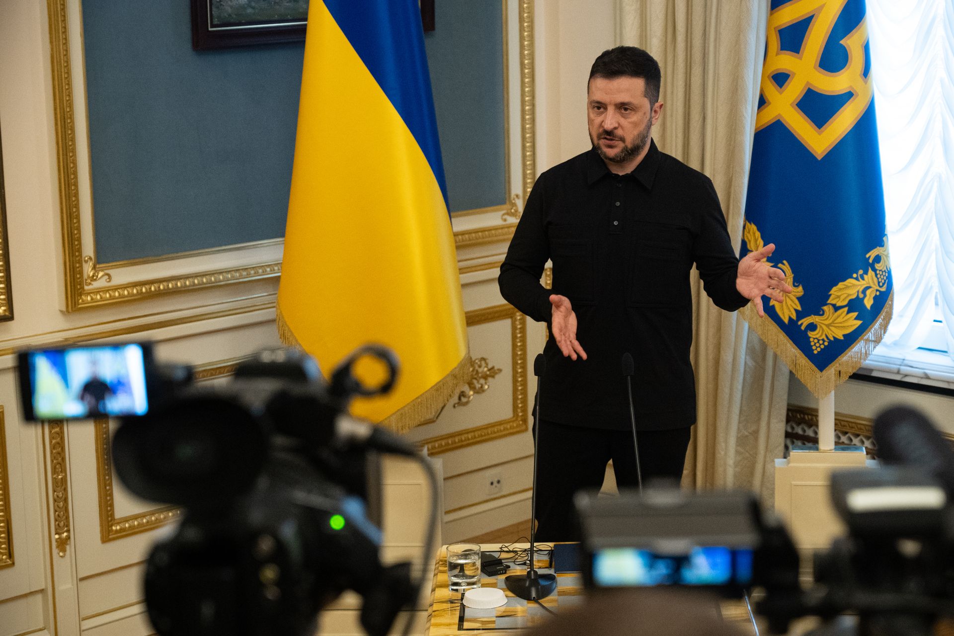Zelensky appoints new logistics forces commander following meeting with ...