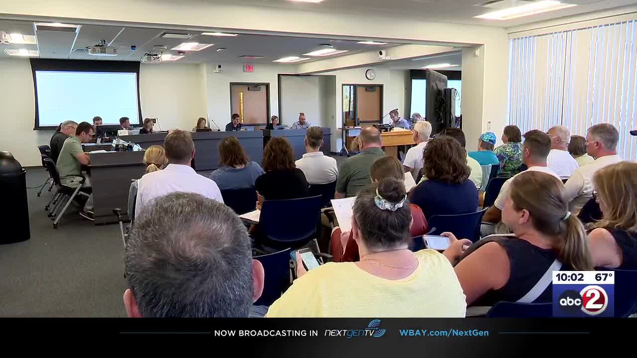 Menasha residents voice concern over neighborhood rebuilding plans