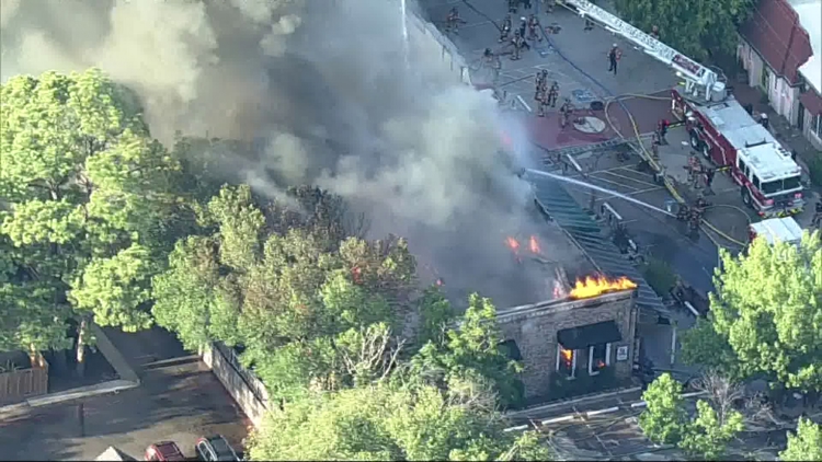 Beirut Grill, Smash Toast damaged in 4-alarm fire in western Arlington