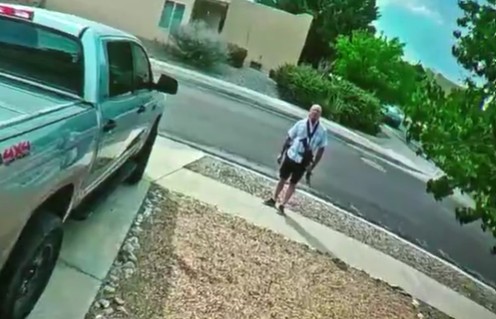 Armed man accused of harassing neighbors in Albuquerque's Westside to stay in custody