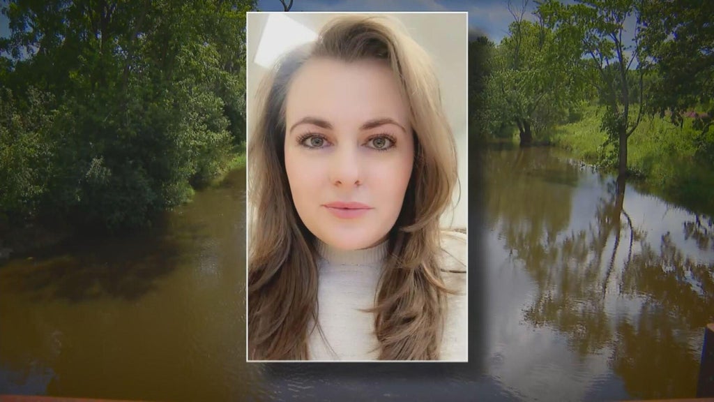 Woman drowns while saving her son in Des Plaines River near Libertyville, Illinois, police say