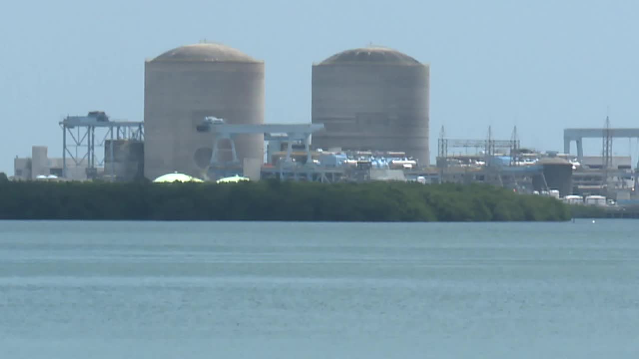 St. Lucie nuclear reactor shut down after control rods dropped