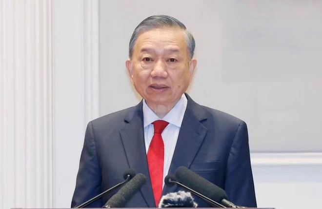 Tổng Bí thư, Chủ tịch nước Tô Lâm trao Huân chương Hồ Chí Minh cho 5 nguyên ủy viên Bộ Chính trị