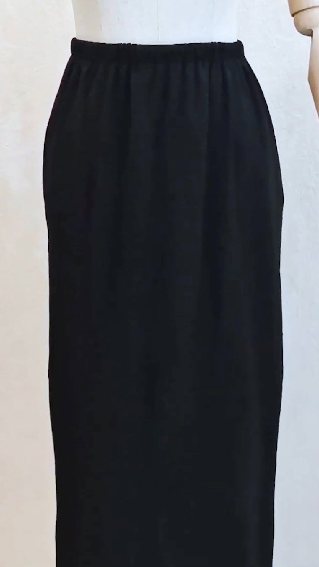 Creating a stylish midi skirt without a pattern