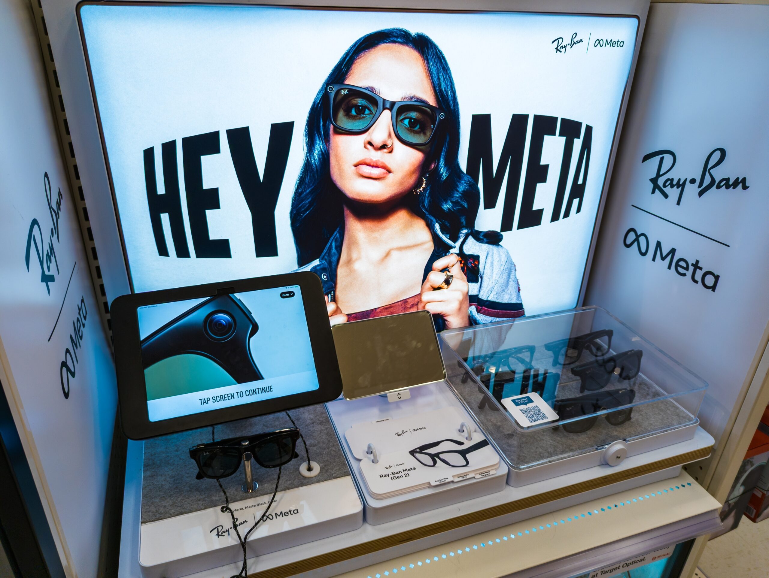 Meta files patent for AI glasses which store your memories using facial ...