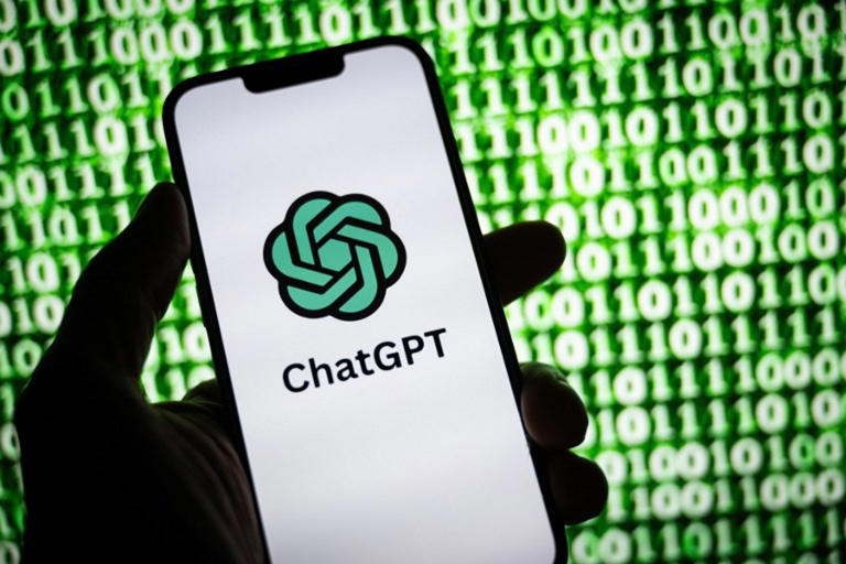 OpenAI encadre l'usage de ChatGPT par les adolescents, sous pression ...