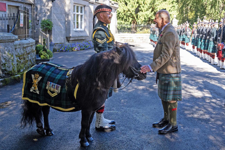 King Charles arrives at Balmoral and is greeted by pony with a funny ...