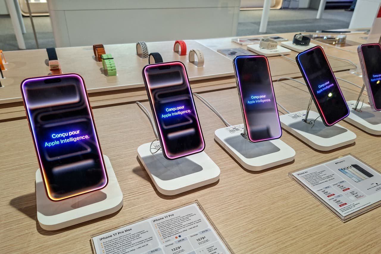 Apple changes App Store terms to resolve EU antitrust dispute