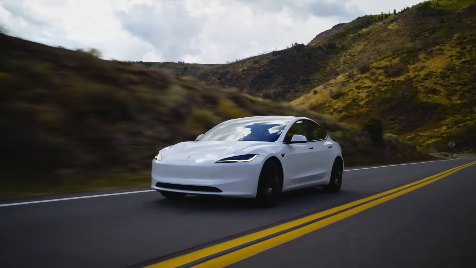 Tesla’s cheapest Model 3 may actually be a better deal than the new Model Y