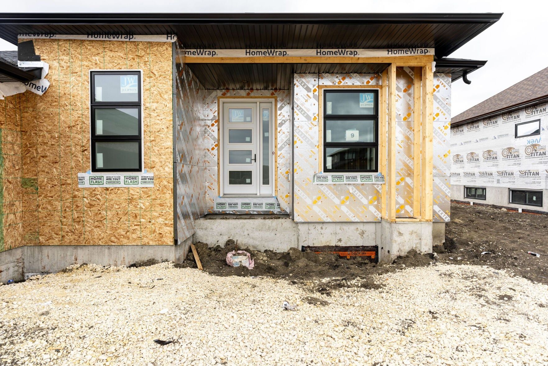 Klein proposes overhaul of Winnipeg's permitting process