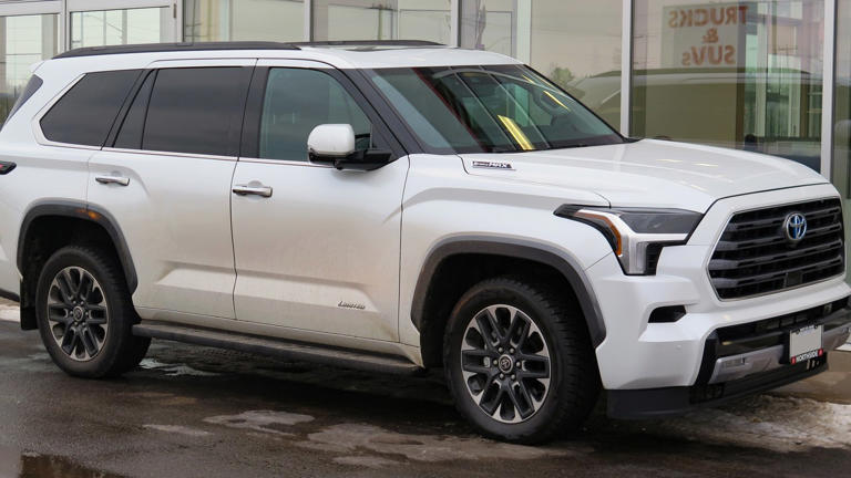 One SUV has a 42.3% shot at 250,000 miles when the average car has 5.4%