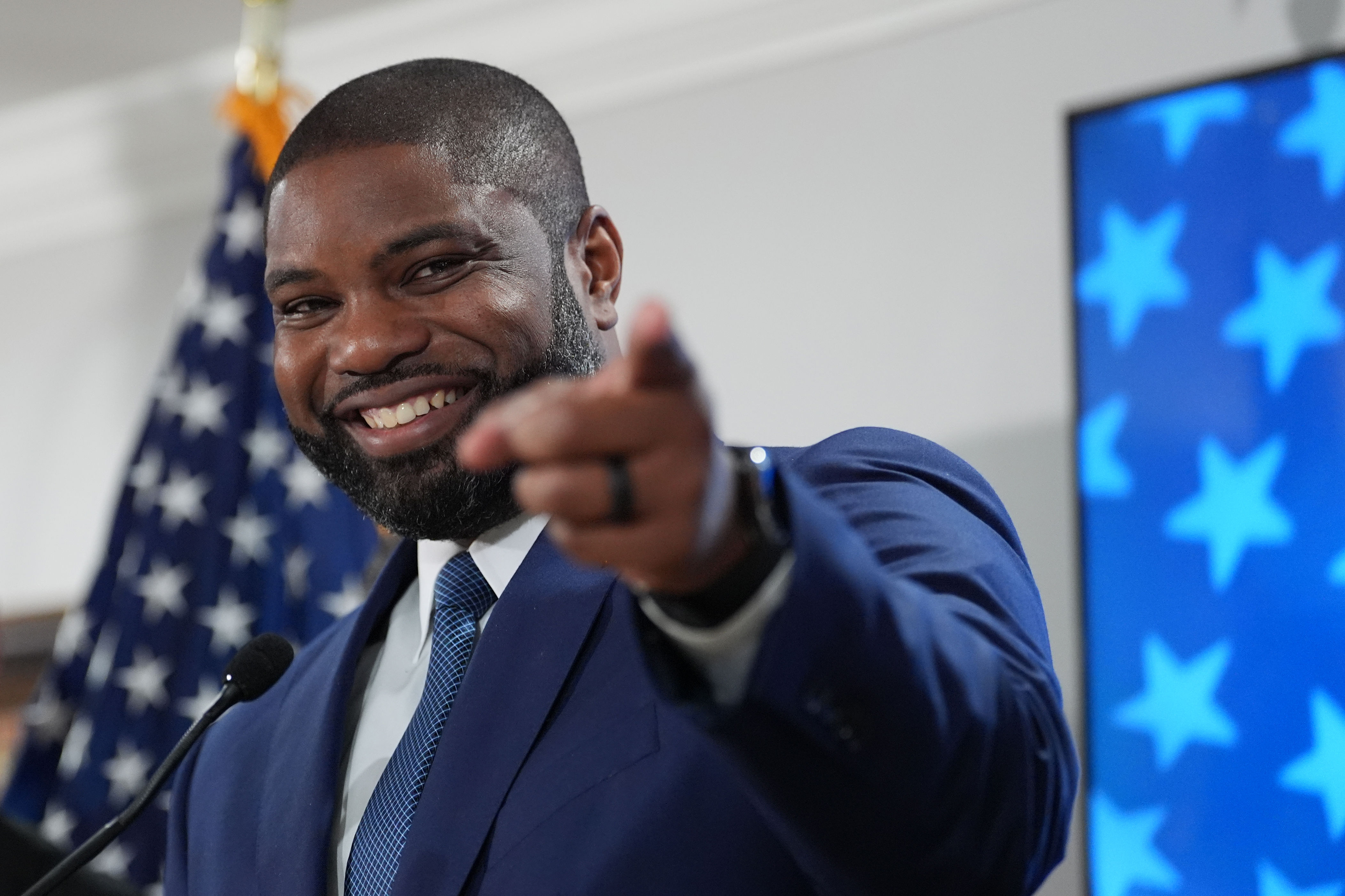 Trump's endorsement and a centrist Dem: Florida governor's race is set