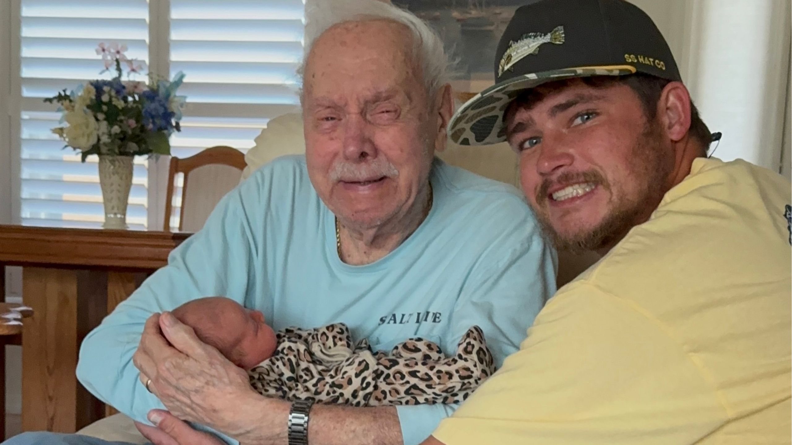 92-year-old gets emotional holding great great granddaughter for first ...