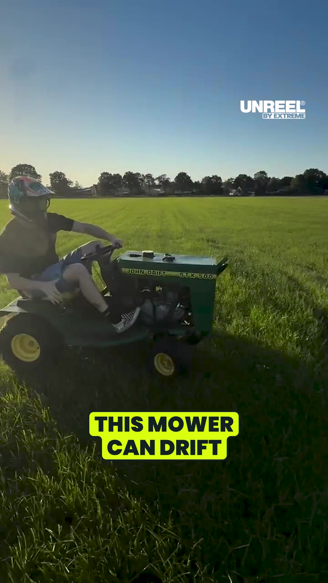 Lawnmower drifting madness: John Drift spins a modified John Deere!