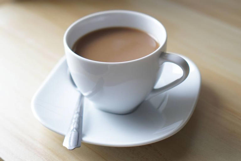 people-urged-to-stop-drinking-coffee-before-9am