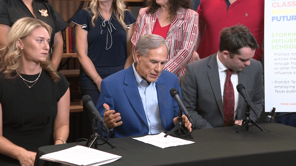 Public education becomes key issue in Texas governor's race