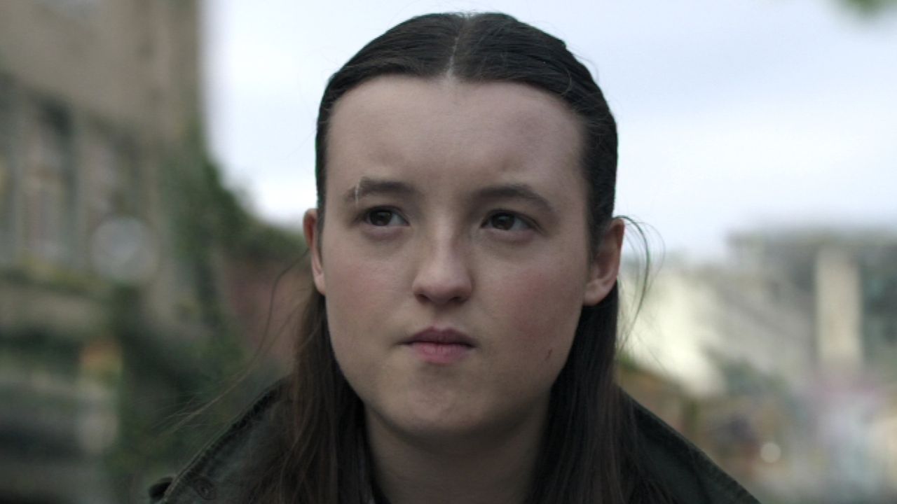I can't believe Bella Ramsey is just watching Game of Thrones (and got to that Pedro Pascal part)