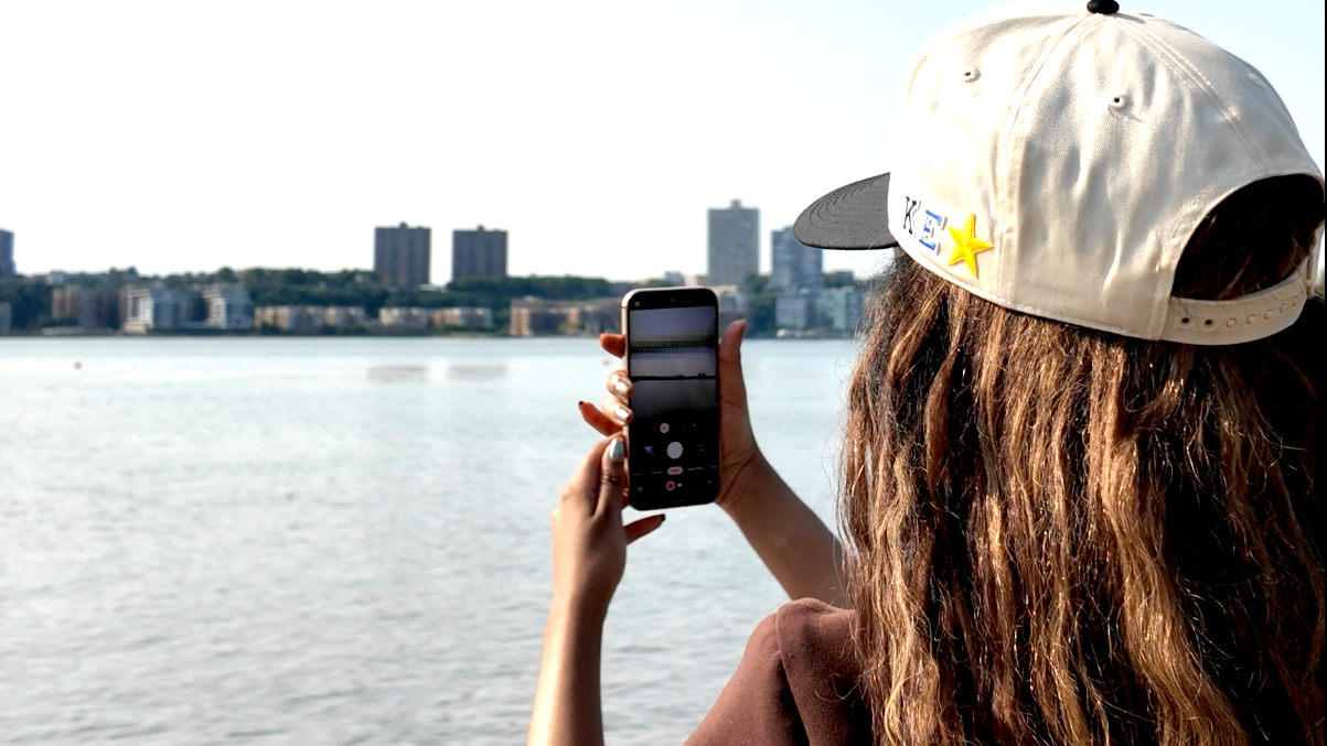 The Pixel 11 Pro's camera has an AI hallucination problem