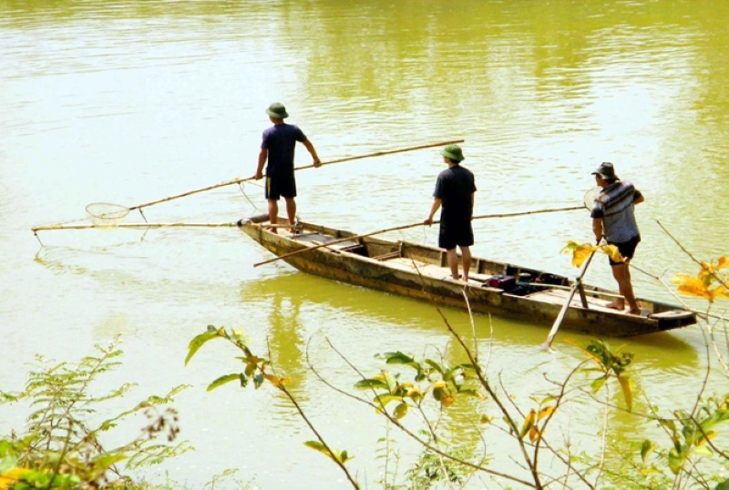 Tăng cường điều tra hoạt động mua bán ngư cụ cấm trong khai thác thủy sản