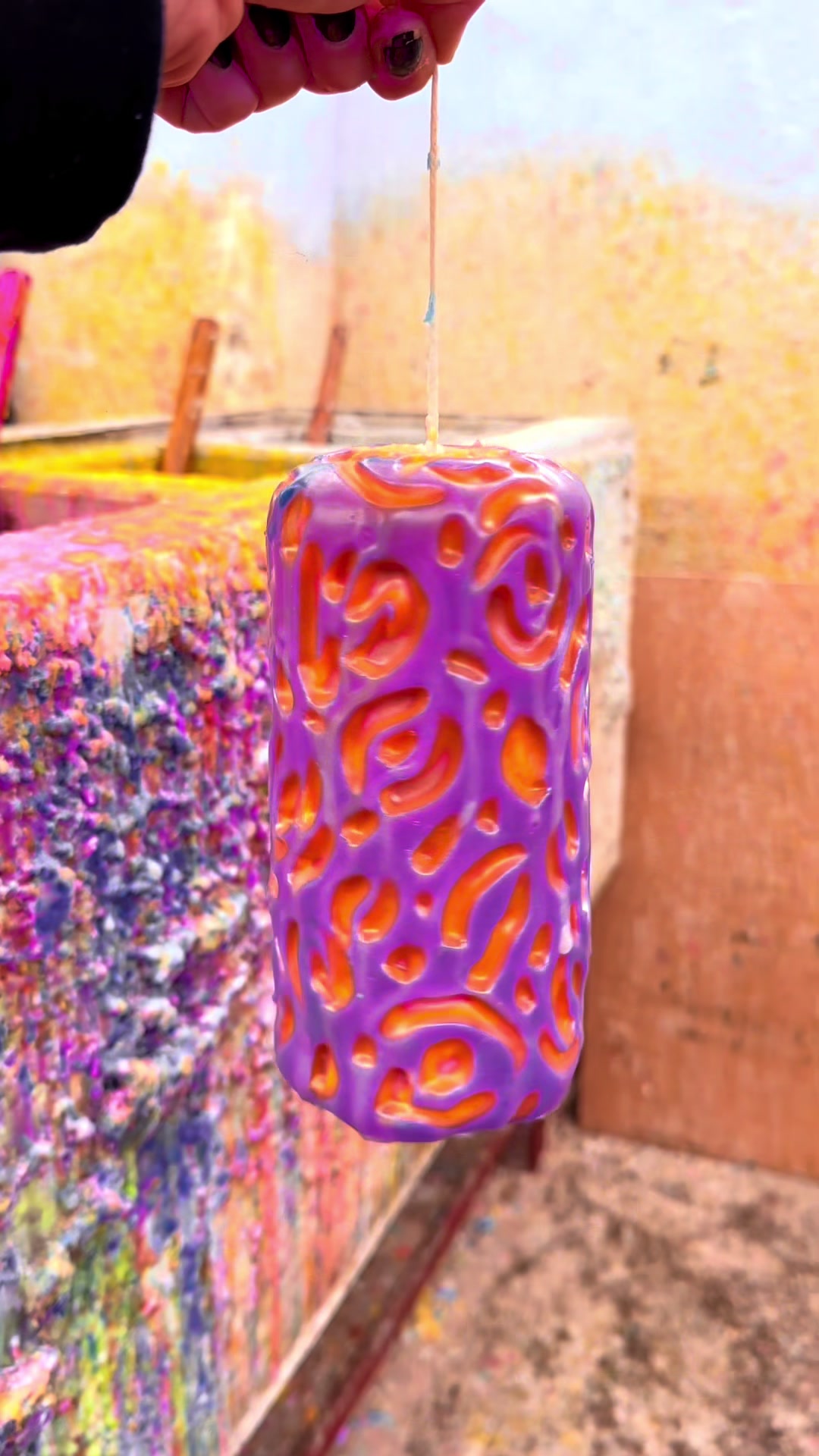 Creating a leopard pattern with layered wax