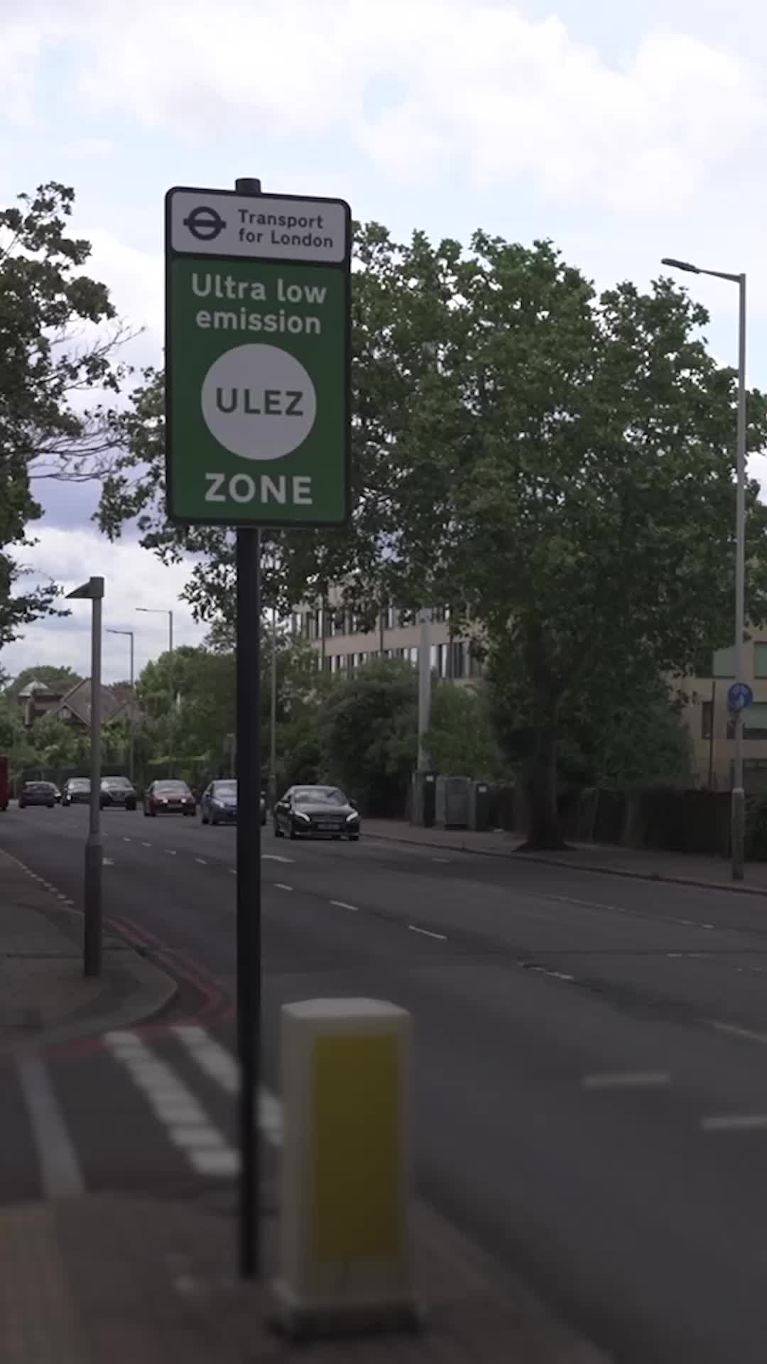 Ulez linked to improved lung growth in children, major study finds