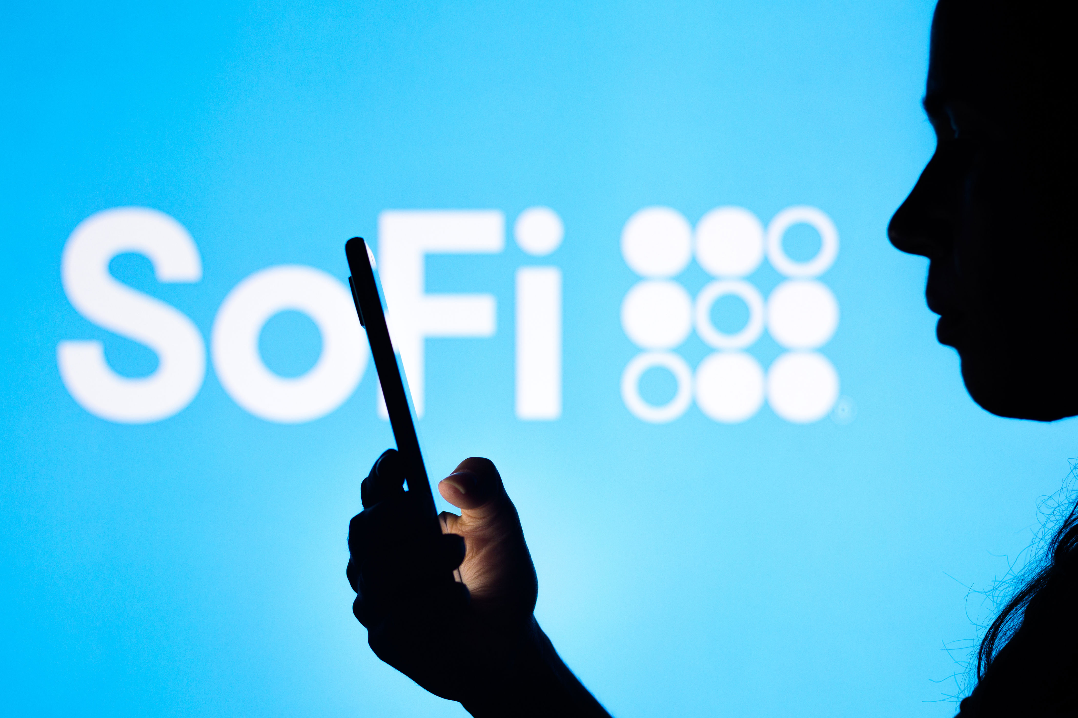 SoFi Technologies just reported earnings. Here's the one number that ...