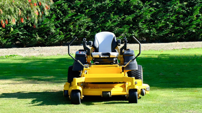 5 of Tractor Supply's most affordable zero-turn lawn mowers