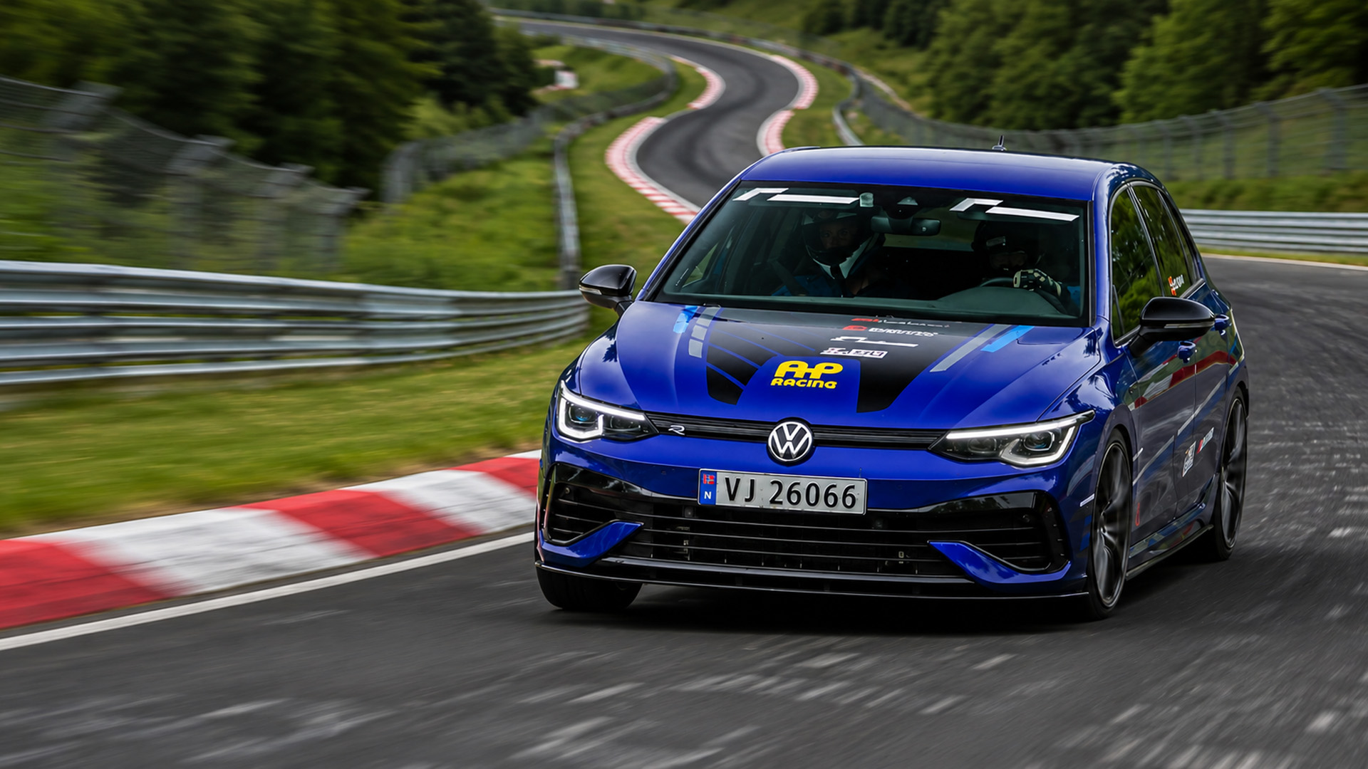 Modified VW Golf 8 R goes flat out at Nürburgring