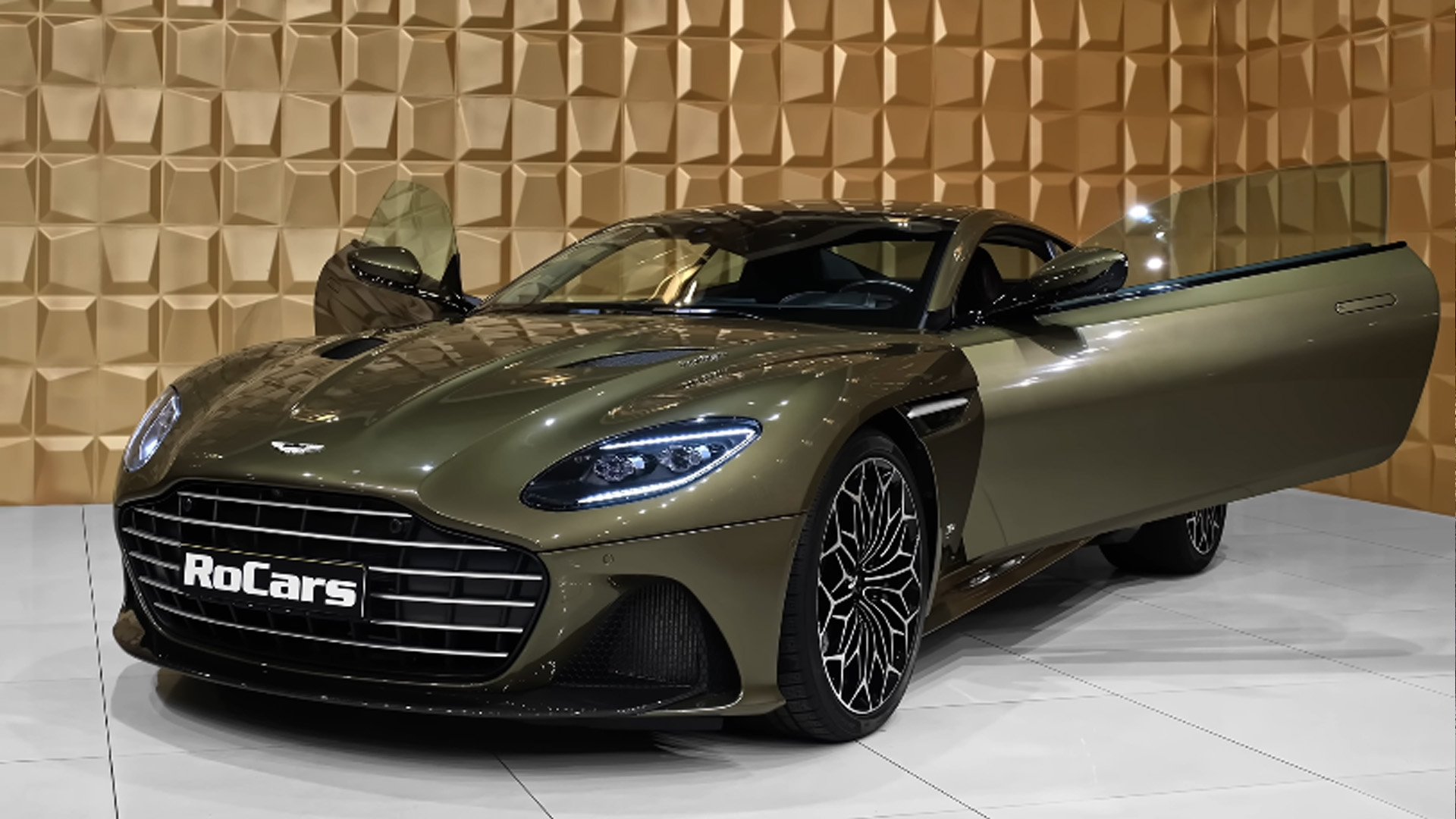 Aston Martin DBS 007 Suoerleggera Edition Shows Its Bond Details