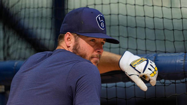 Aug 8, 2026; Milwaukee, Wisconsin, USA; Milwaukee Brewers left fielder Brandon Lockridge (20) looks on during batting practice prior to the game against the Minnesota Twins at American Family Field. Mandatory Credit: Jeff Hanisch-Imagn Images | IMAGN IMAGES via Reuters Connect