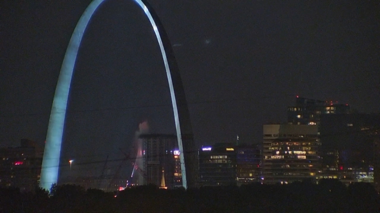Fire breaks out near top of vacant Millennium Hotel in downtown St. Louis