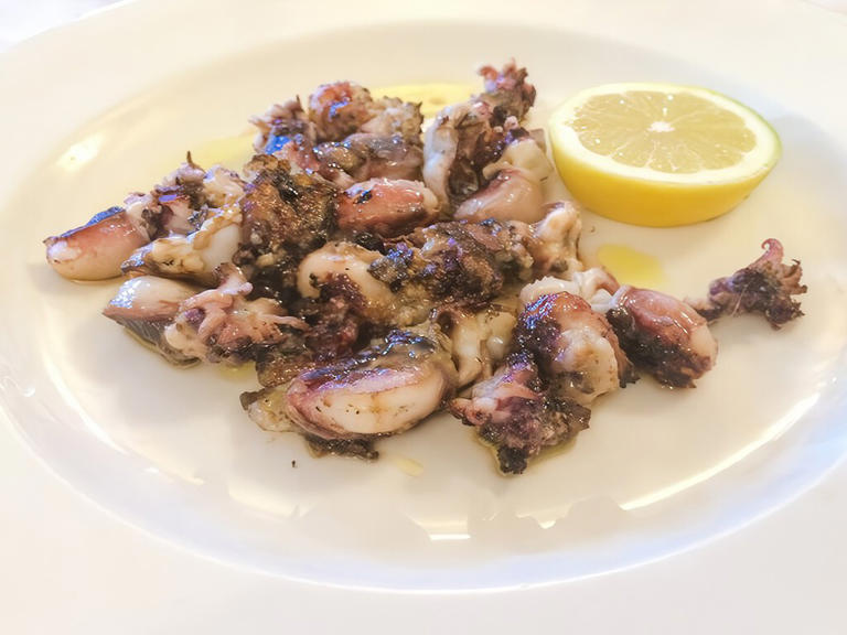 Este rico aperitivo típico valenciano tiene un nombre peculiar poco conocido, pero es muy fácil de hacer en casa 