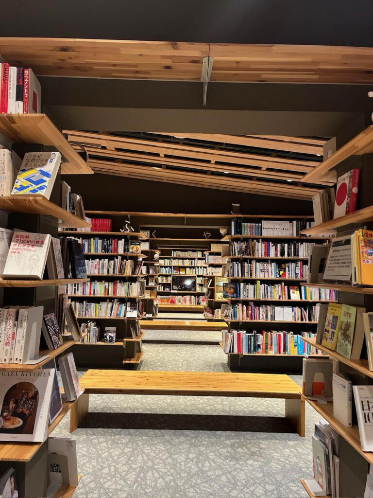 我が家の夏の定番おでかけスポット図書館! 高知県「ゆすはら雲の上の図書館」に行ってきました