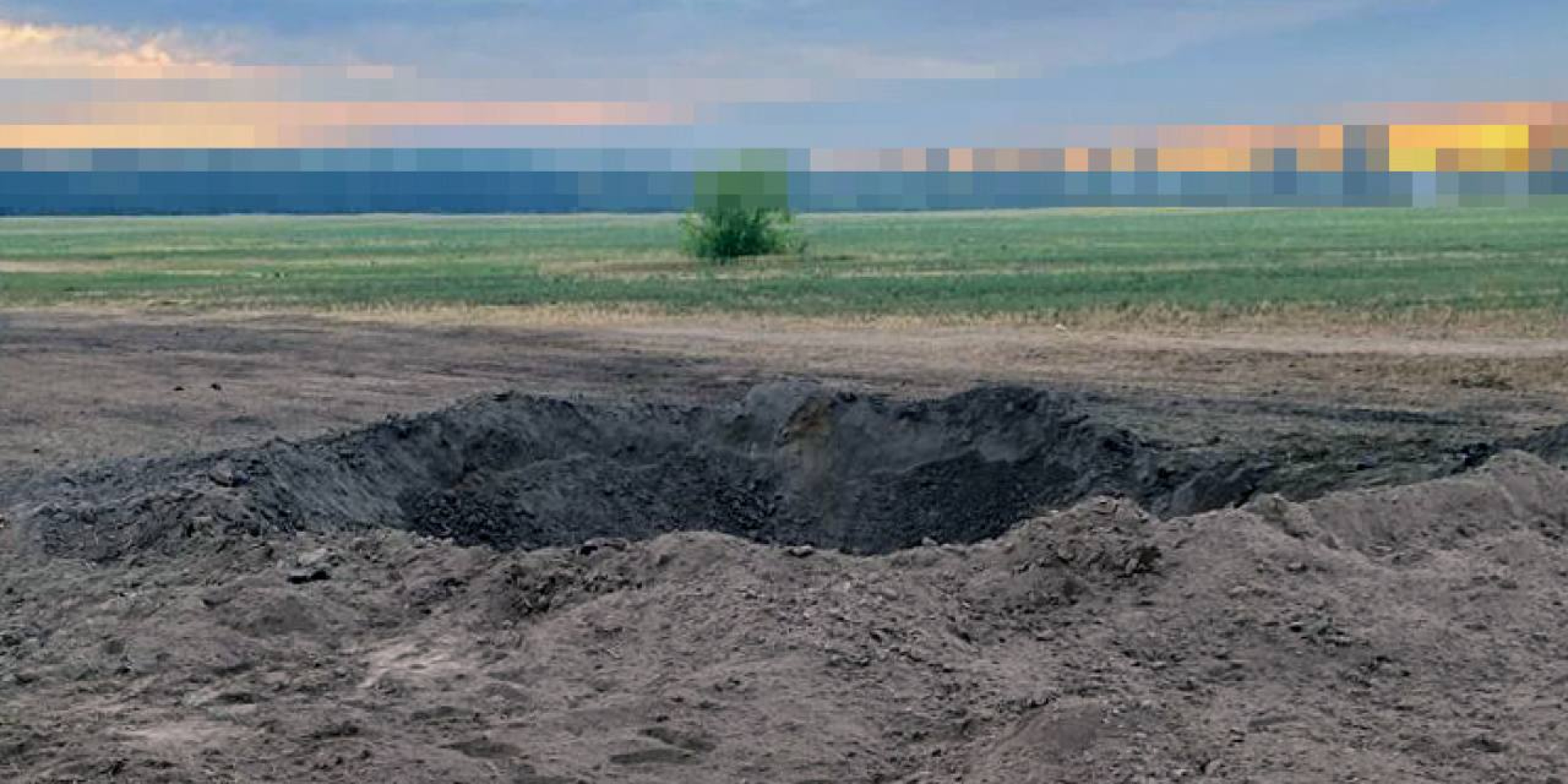 Ukrainian border guards destroy Russian cruise missile with machine gun ...