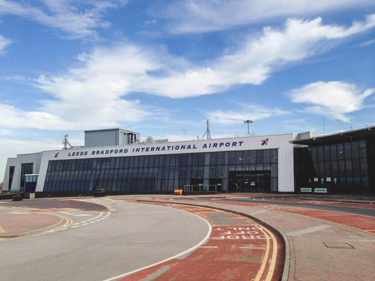 Ryanair rescues thousands of Brits going to Spain after easyJet cancels ...