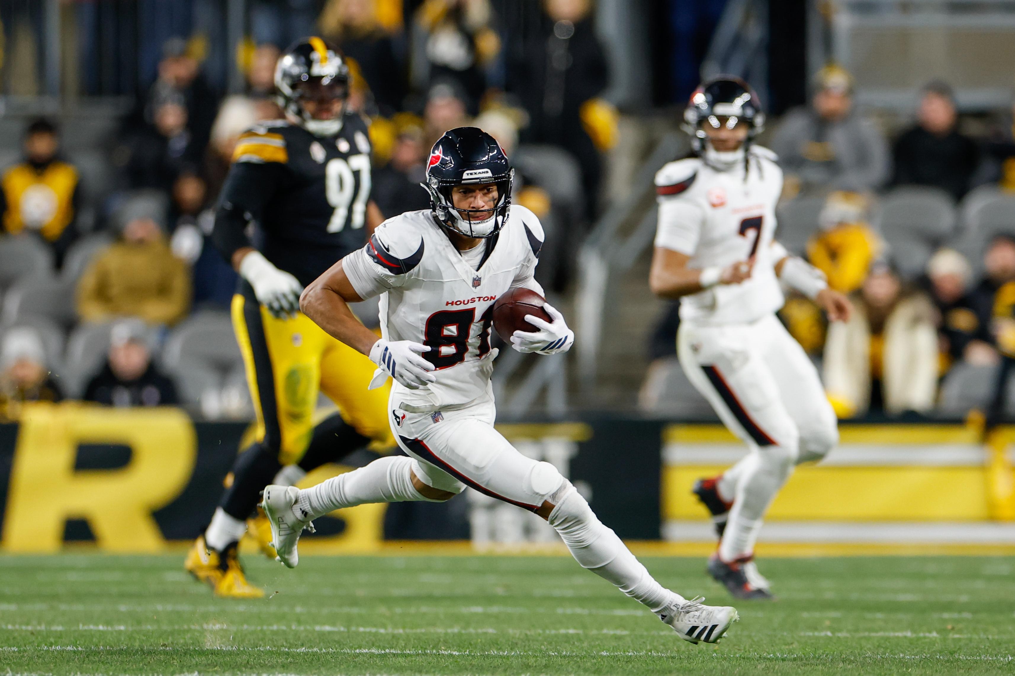Replacing Higgins: Sign or trade?