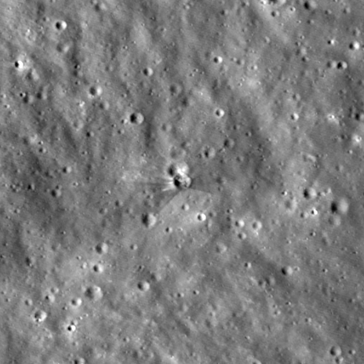 You can now see the before and after of the SpaceX collision on the moon