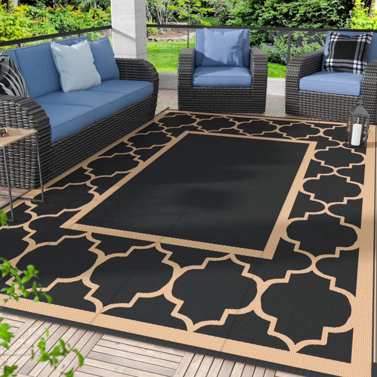 Walmart sells a $23 outdoor rug that's smooth, stain-proof, and perfect ...