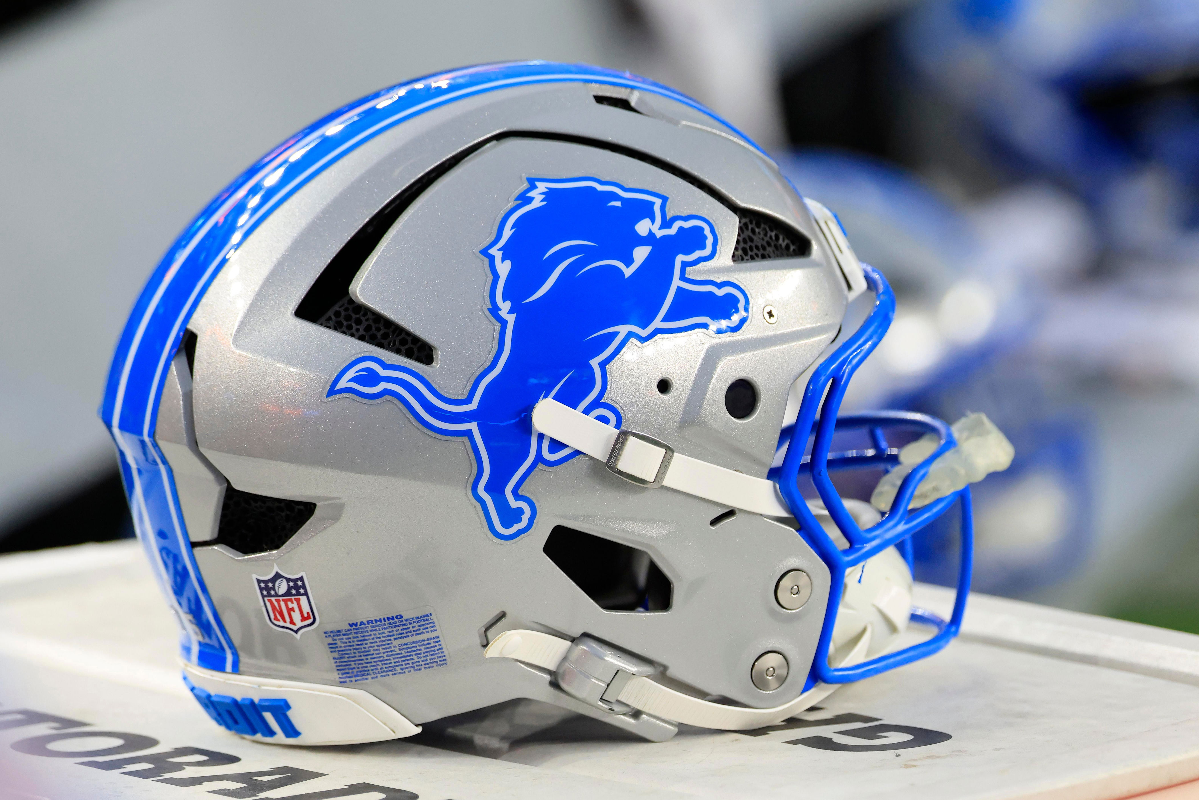 Detroit Lions place 2 players on IR; sign injury replacements