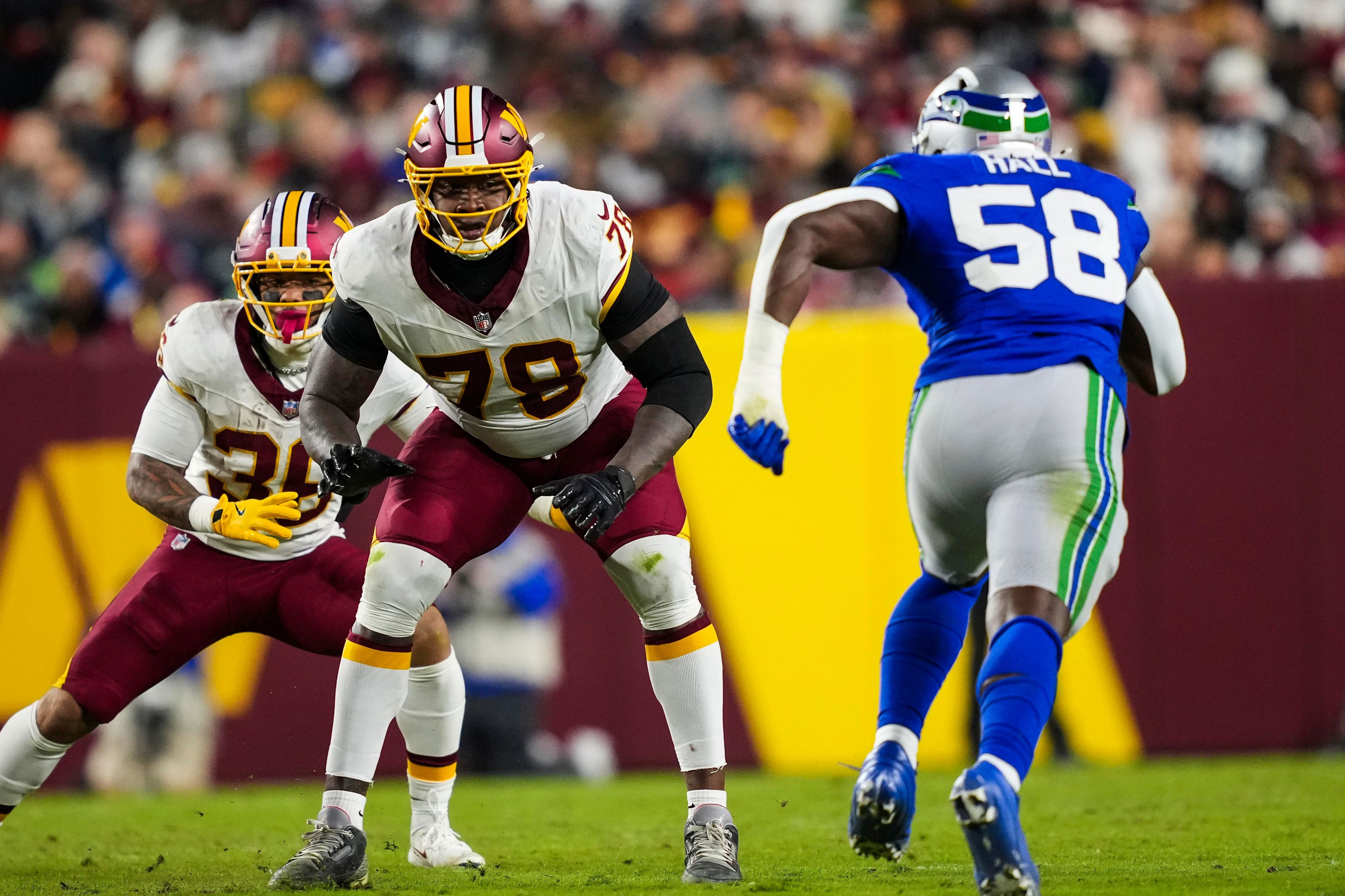 Early-season Seahawks opponents suffer major offensive line injuries