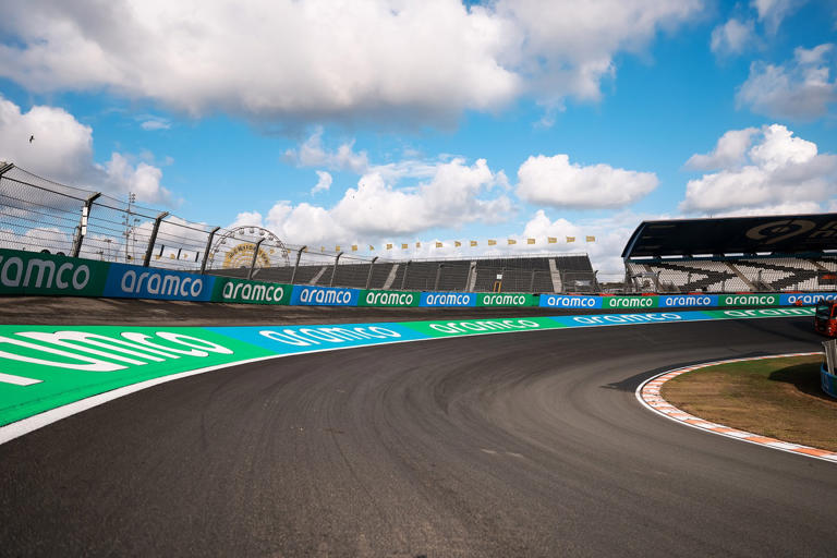 Un multimillonario estadounidense adquiere una parte del equipo Aston ...
