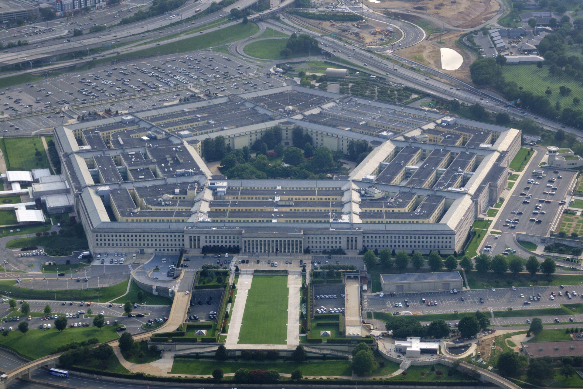Banning journalists from the Pentagon press office