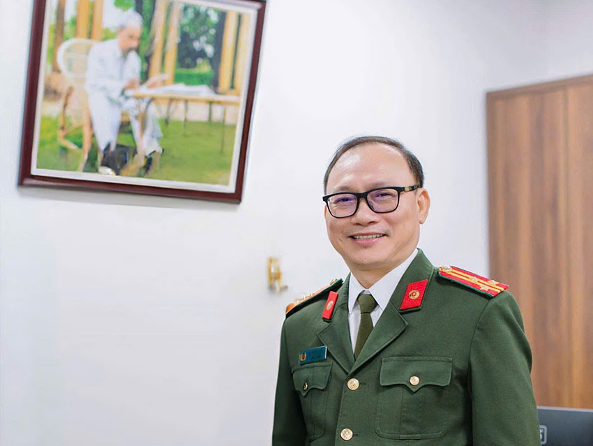 Quản trị cảm xúc, không trao quyền phán đoán cho đám đông trên mạng xã hội