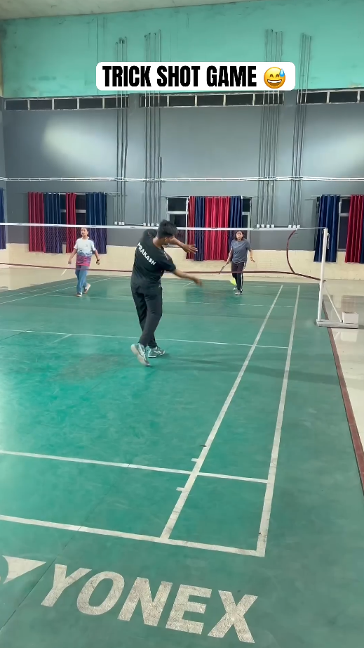 Creative trick shots to try in badminton