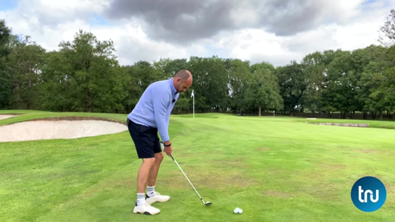The 20-yard pitch technique that makes heavy shots disappear