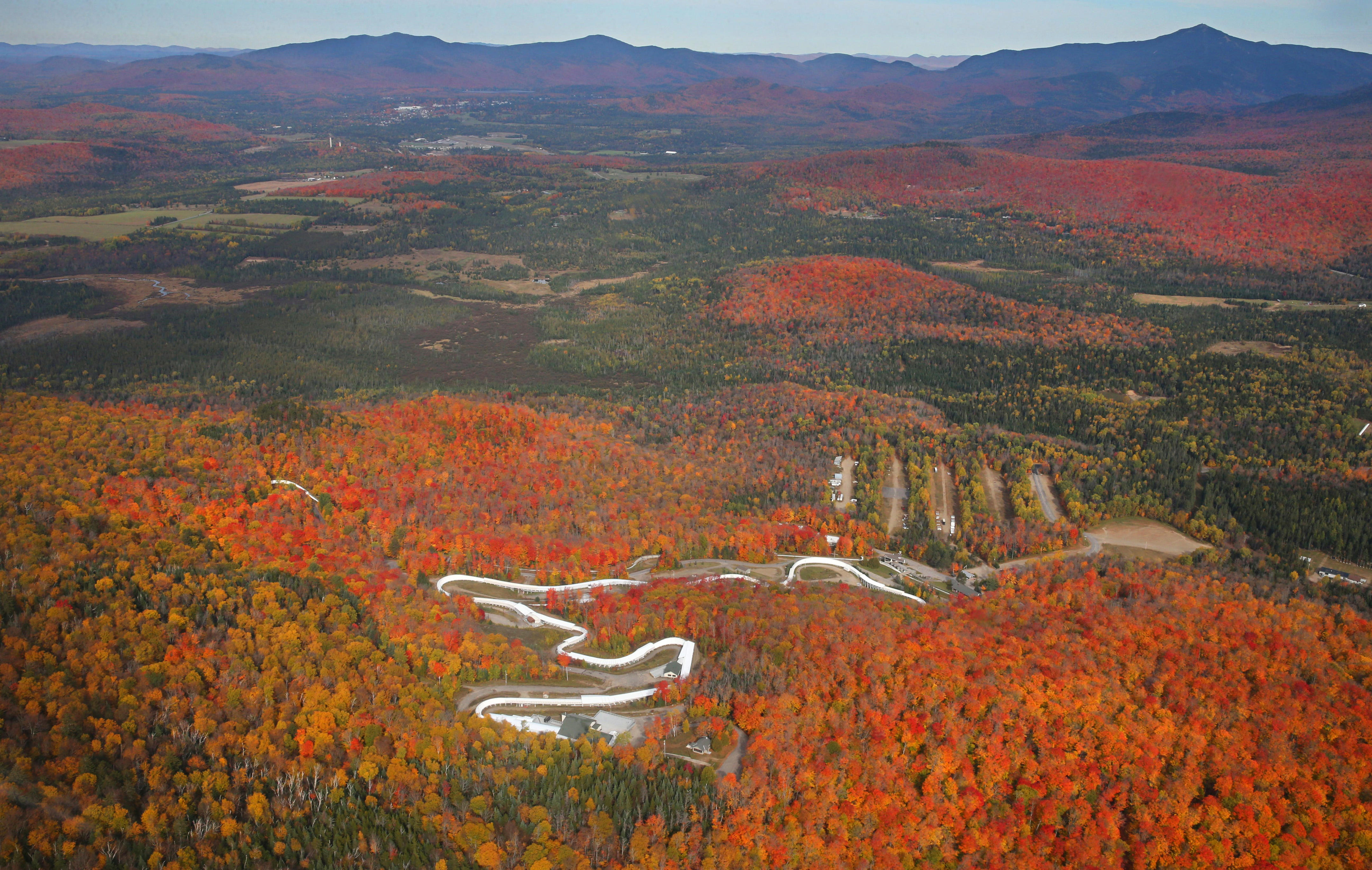 New York fall foliage report shows early color changes