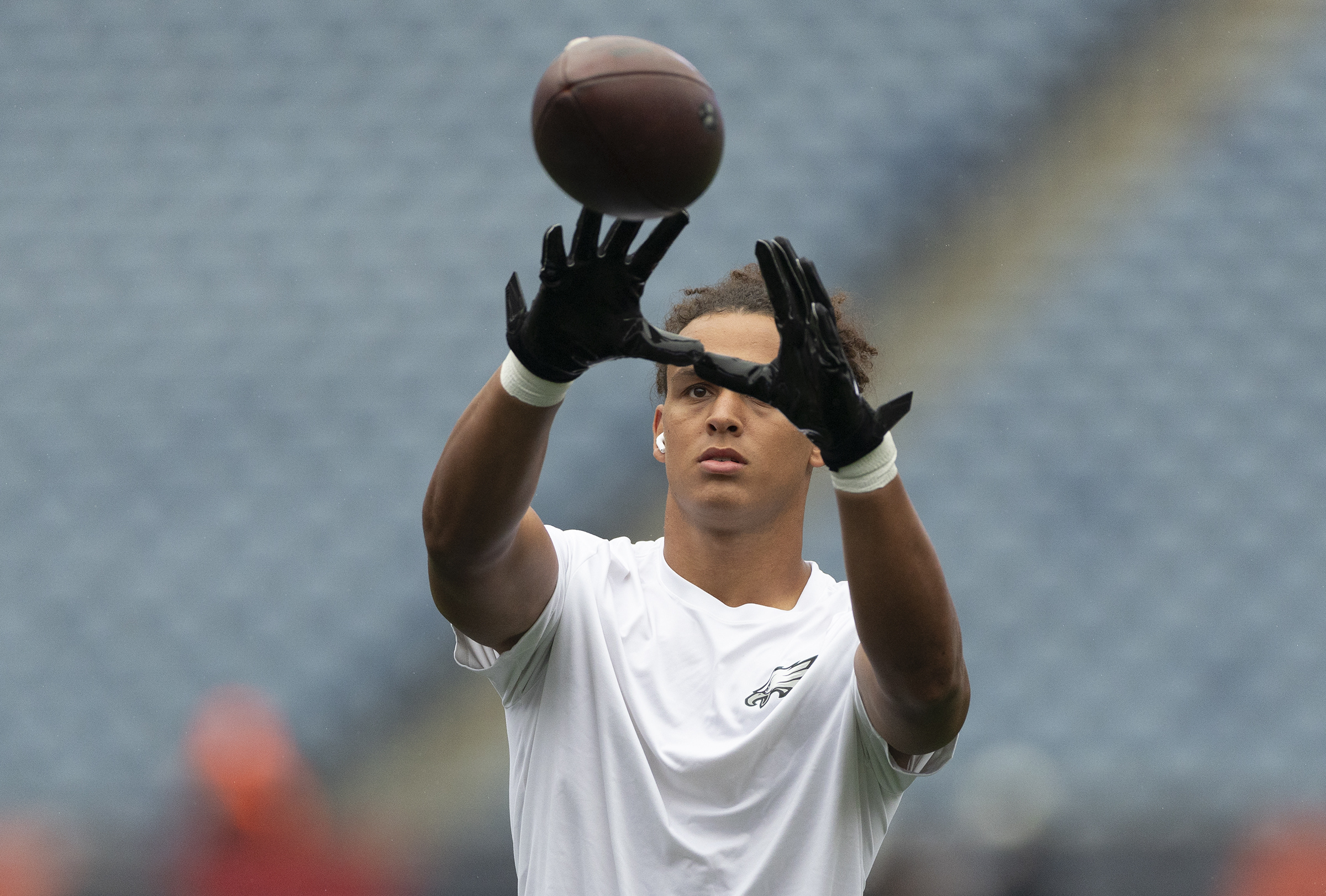 Don't panic over Eagles rookie tight end Eli Stowers. Here's where he can improve and who he might become