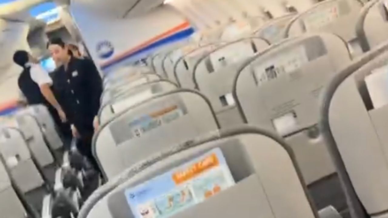 Woman surprises her best friend by arriving in Batman, Turkey, for her ...