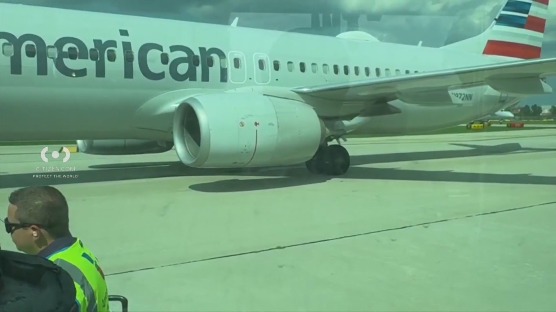 Third blown aircraft tire incident reported at Chicago's O'Hare ...